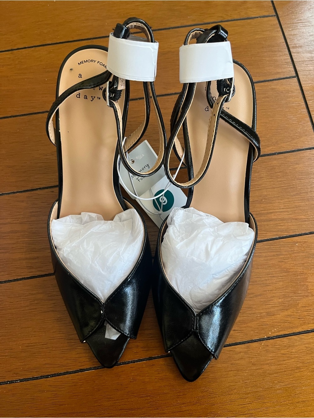 a new day Women’s Virginia Heels with Memory Foam Insole Size 9